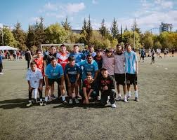 什么是“零和博弈”的残酷性？解析十三水桌上筹码流动的数学本质。（揭示零和博弈的冷酷本质：十三水牌桌筹码流动的数学解析）